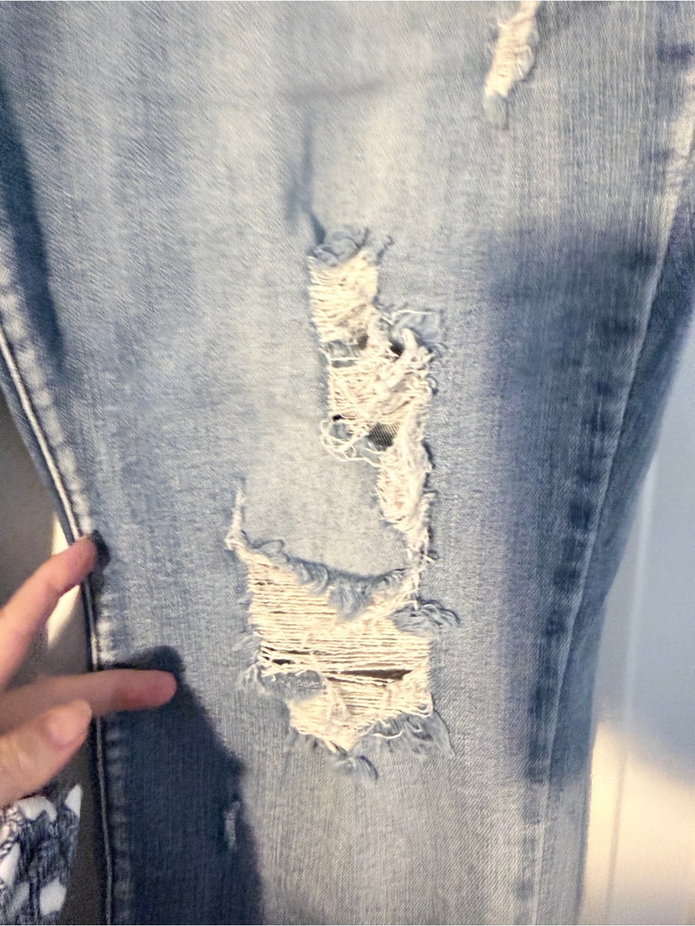 Judy Blue Light Blue Distressed Women’s Jeans. Boyfriend‎ Fit. Sz 20W - Picture 3 of 12